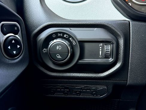 New 2026 Jeep Gladiator Sport image 14