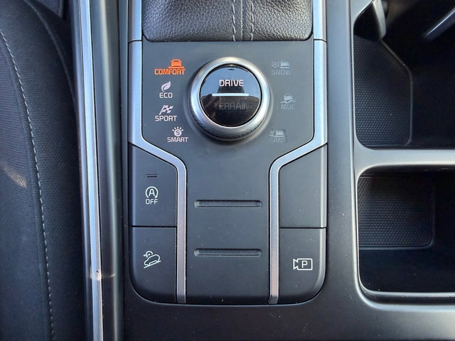 Used 2023 Kia Sorento LX AWD/4WD image 22