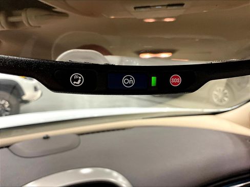 Used 2016 Chevrolet Malibu LT FWD image 35