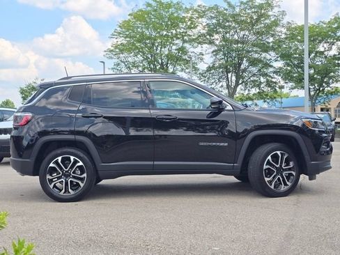 Used 2022 Jeep Compass Limited AWD/4WD image 26