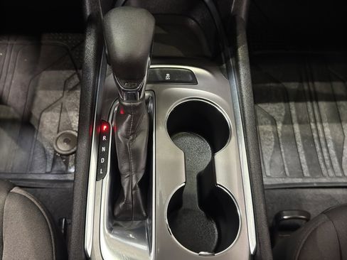 Used 2021 Chevrolet Malibu LT image 29