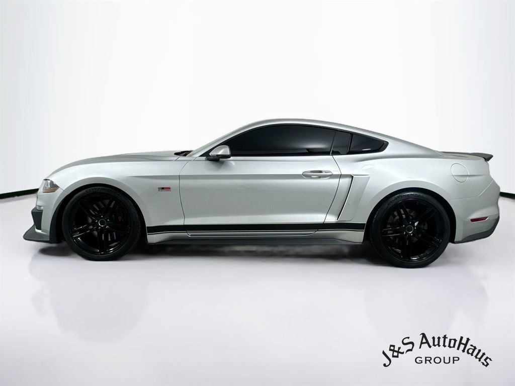 Used 2019 Ford Mustang GT Premium w/ GT Performance Package RWD image 4