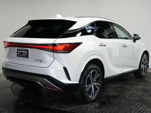 Used 2023 Lexus RX 350 Premium w/ Accessory Package AWD/4WD image 8