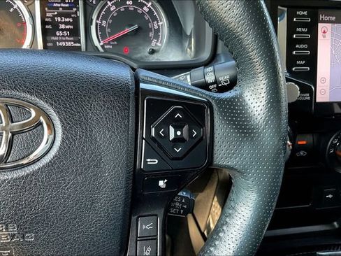 Used 2020 Toyota 4Runner TRD Off-Road Premium w/ Moonroof Package AWD/4WD image 14