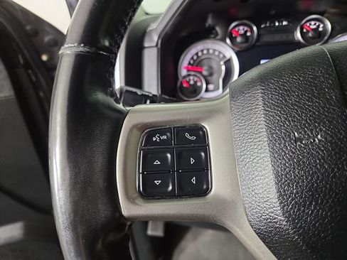 Used 2018 RAM 1500 Laramie w/ Convenience Group AWD/4WD image 23