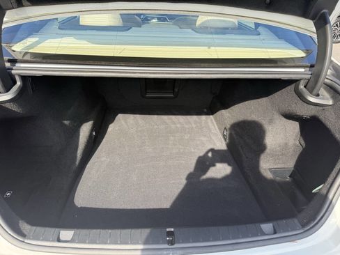 Used 2019 BMW 740i xDrive w/ Executive Package image 14