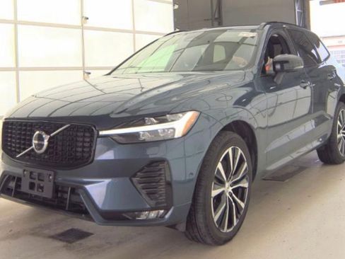 Used 2023 Volvo XC60 B6 Ultimate w/ Climate Package image 1