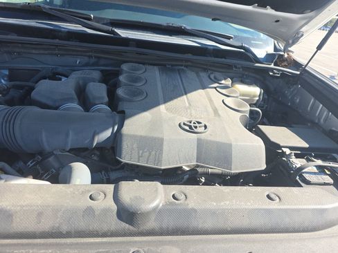 Used 2018 Toyota 4Runner TRD Off-Road image 22