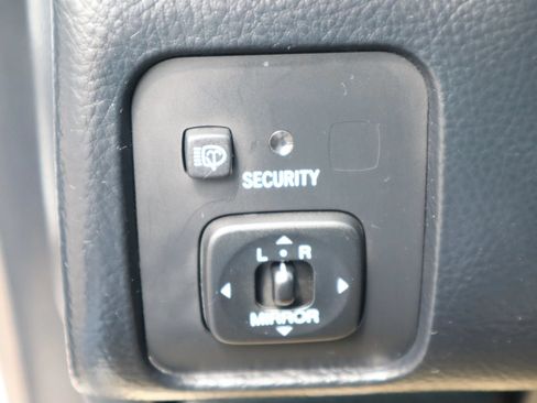 Used 2009 Lexus SC 430 Convertible RWD image 23