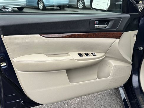 Used 2013 Subaru Legacy 2.5i Limited AWD/4WD image 13