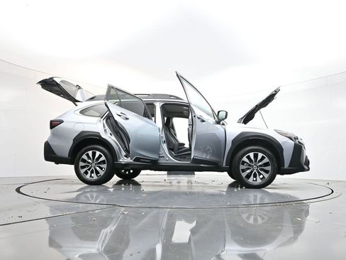 Used 2023 Subaru Outback Limited XT image 41
