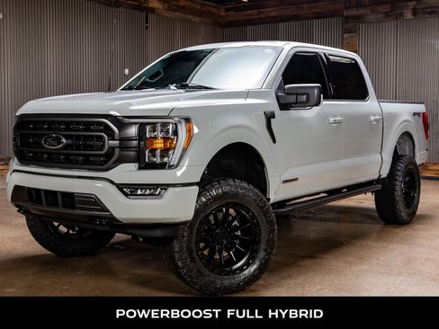 Used 2023 Ford F150 XLT w/ Equipment Group 302A High image 5