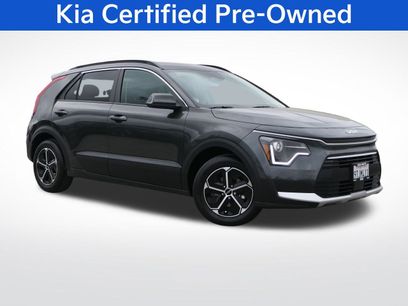 Certified 2025 Kia Niro EX
