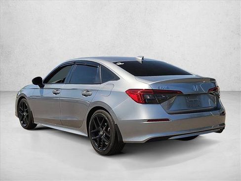 Used 2023 Honda Civic Sport image 8
