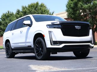 Used 2024 Cadillac Escalade ESV Sport Platinum w/ LPO, ONYX Package AWD/4WD video 1