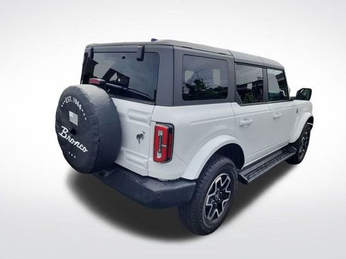 Used 2025 Ford Bronco Outer Banks AWD/4WD image 5