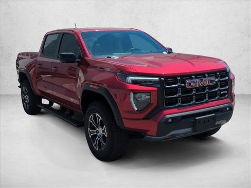 Used 2025 GMC Canyon AT4 w/ Technology Plus Package AWD/4WD image 3