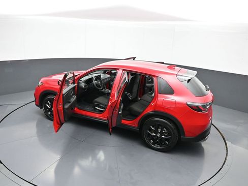 Certified 2024 Honda HR-V Sport image 42