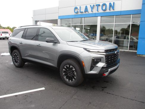 New 2026 Chevrolet Traverse Z71 w/ Driver Confidence Package image 9