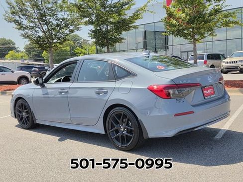 Used 2024 Honda Civic Sport image 3