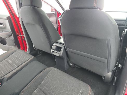 Certified 2025 Honda HR-V Sport image 11