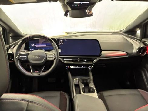 Used 2024 Chevrolet Equinox EV RS image 20