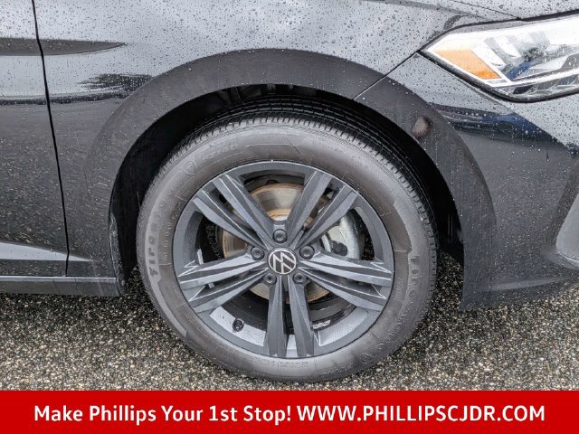 Used 2023 Volkswagen Jetta SE FWD image 10