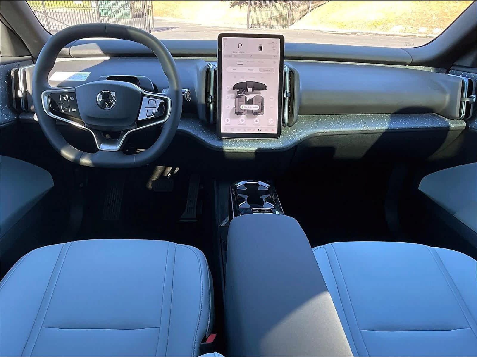 New 2025 Volvo EX30 Ultra w/ Protection Package Premier AWD/4WD image 7