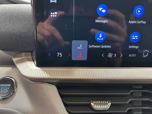 New 2026 Ford Explorer Active image 22