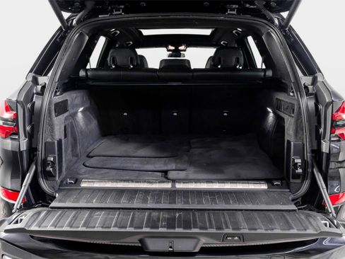 Used 2024 BMW X5 xDrive50e w/ Premium Enhanced Package image 57