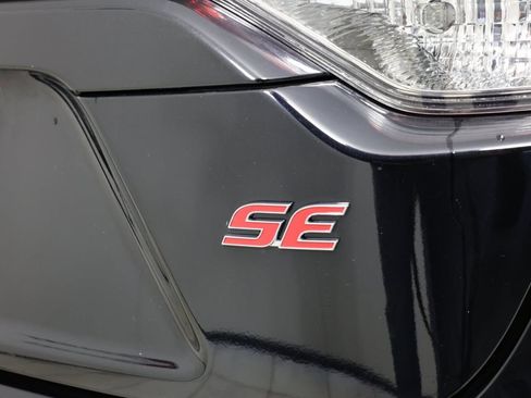 Used 2024 Toyota Corolla SE image 12