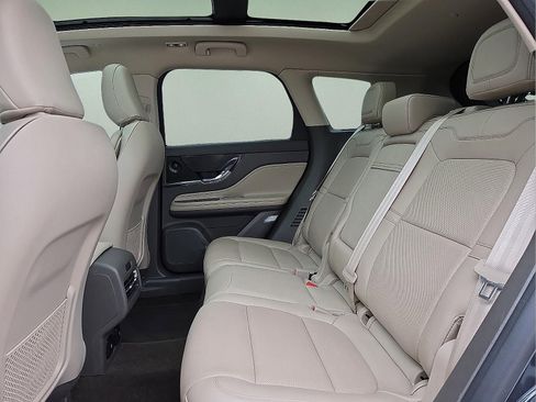 Used 2021 Lincoln Corsair Reserve w/ Equipment Group 201A FWD image 10