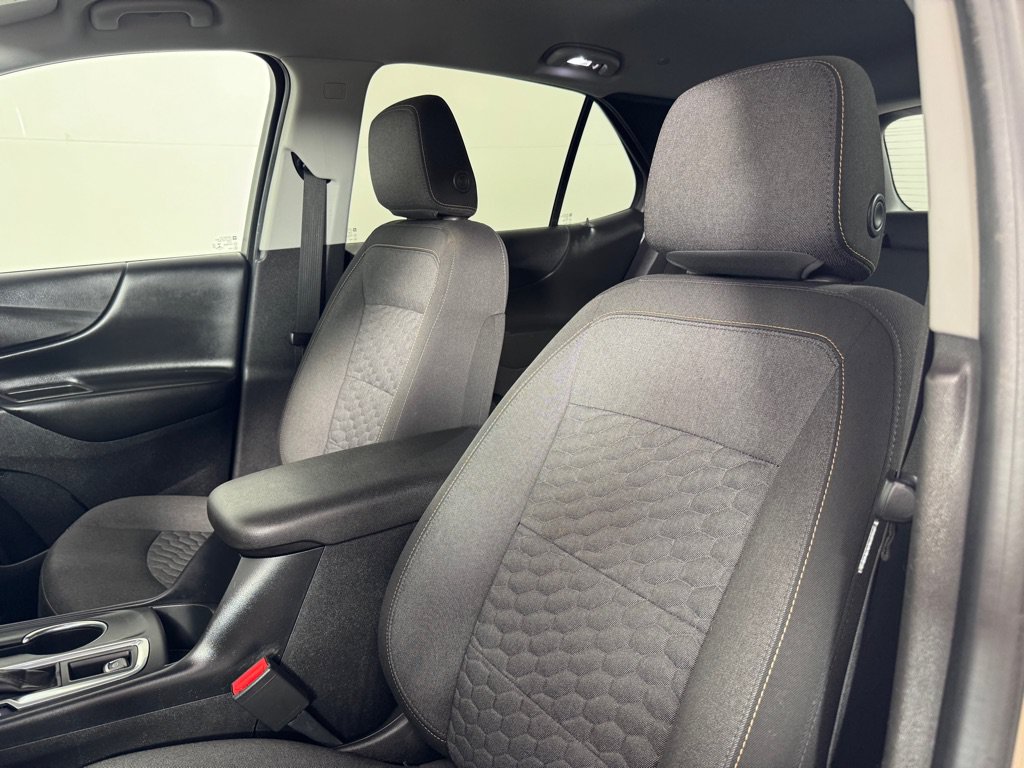 Used 2018 Chevrolet Equinox LT FWD image 13