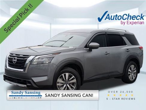 Used 2025 Nissan Pathfinder SL w/ Cargo Package FWD image 1
