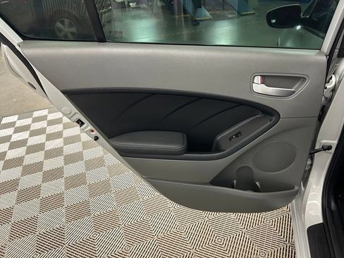 Used 2017 Kia Forte LX w/ LX Popular Package FWD image 18