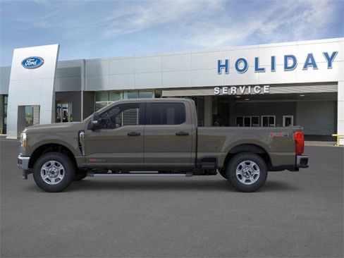 New 2026 Ford F250 XLT image 3