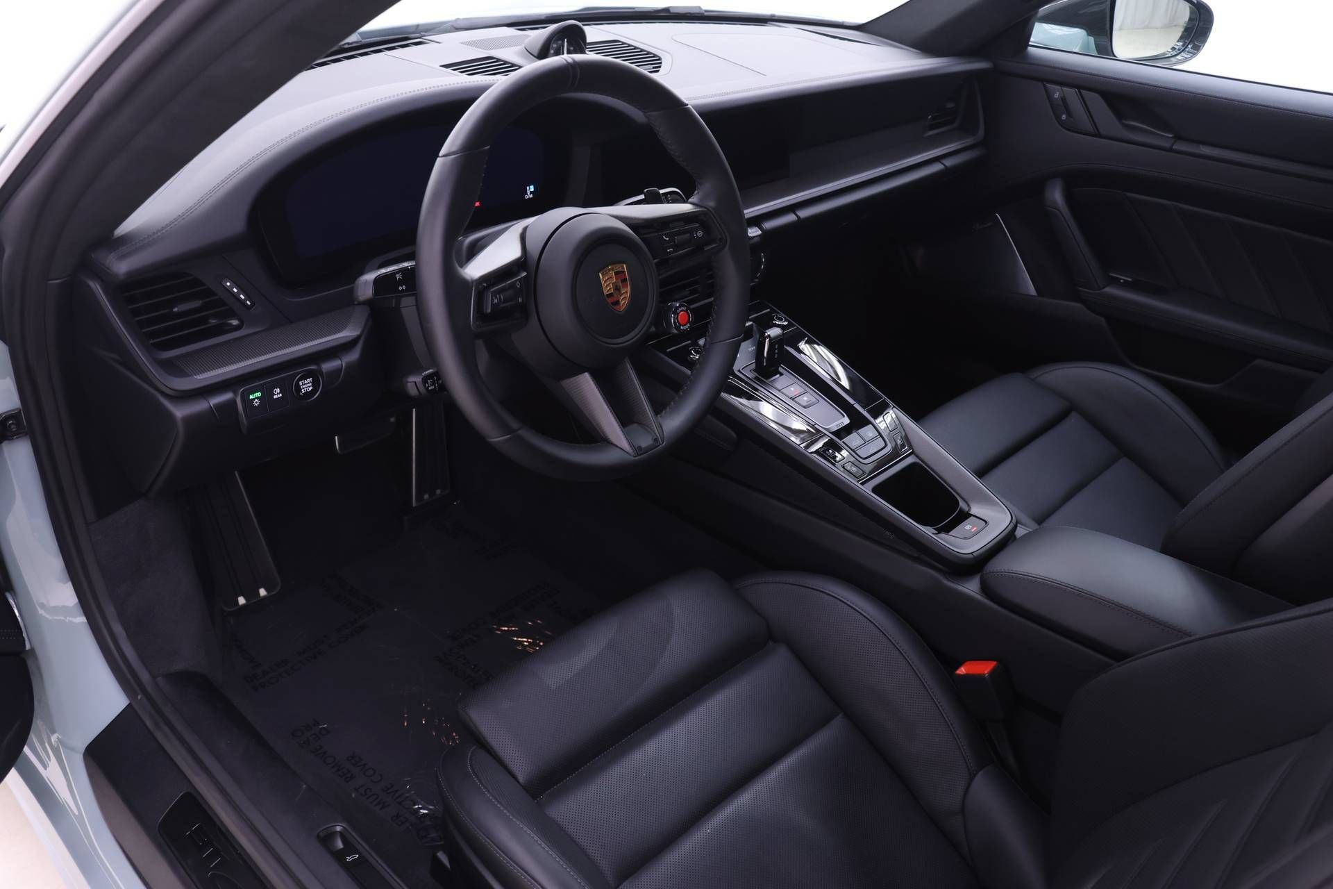 Used 2025 Porsche 911 Carrera 4 GTS AWD/4WD image 4