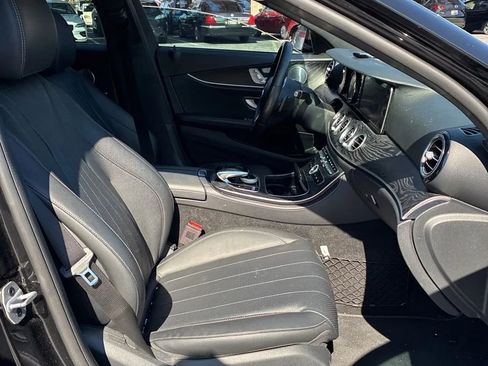 Used 2019 Mercedes-Benz E 300 4MATIC w/ Premium 1 Package image 14