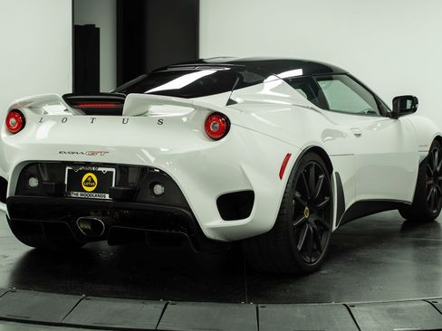 Used 2020 Lotus Evora image 3