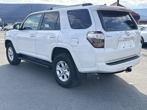 Used 2024 Toyota 4Runner SR5 Premium image 6