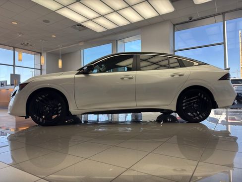 New 2026 Nissan Sentra SR w/ SR All Weather Package image 2