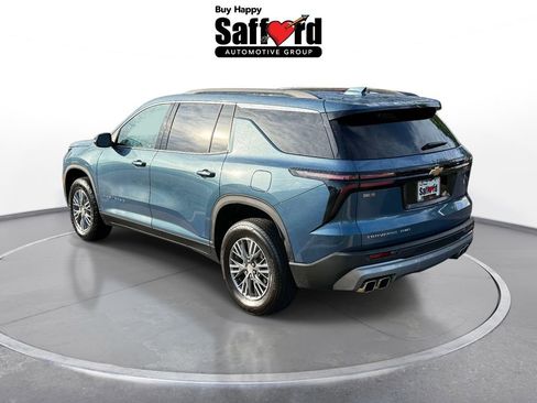 Used 2025 Chevrolet Traverse LT AWD/4WD image 6