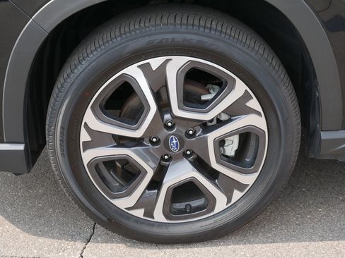 Certified 2025 Subaru Ascent Touring AWD/4WD image 15