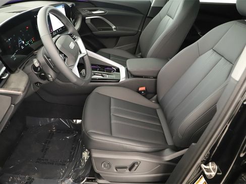 New 2025 Audi Q5 Premium image 24