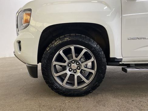 Used 2019 GMC Canyon Denali image 11
