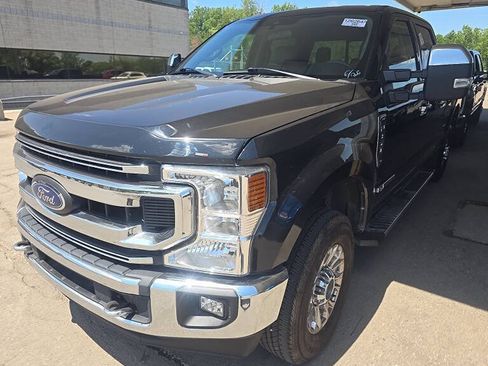 Used 2020 Ford F350 XLT w/ XLT Premium Package AWD/4WD image 1