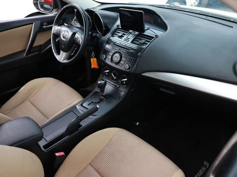 Used 2012 MAZDA MAZDA3 i Touring FWD image 18