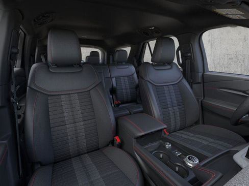 New 2026 Ford Explorer ST-Line w/ ST-Line Street Pack image 10