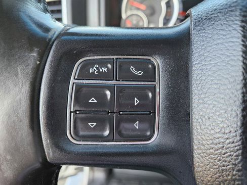 Used 2016 RAM 1500 Classic SLT w/ Luxury Group image 13