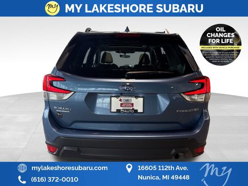 Certified 2023 Subaru Forester Premium image 10